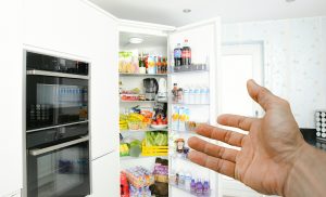 Az esztétika fontossága a lakásban: a beépíthető hűtő előnyeiről